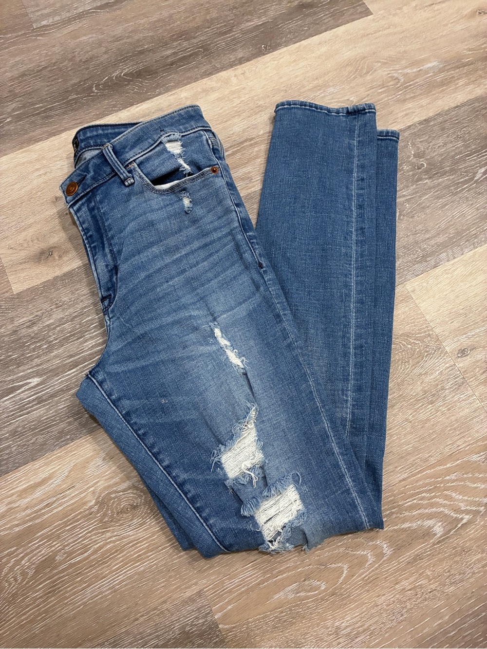 Abercrombie & Fitch Distressed Dark Blue Skinny Jeans